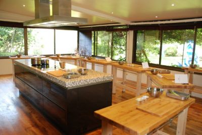 Adriana Petit chef, à l'école de cuisine du Moulin de Mougins